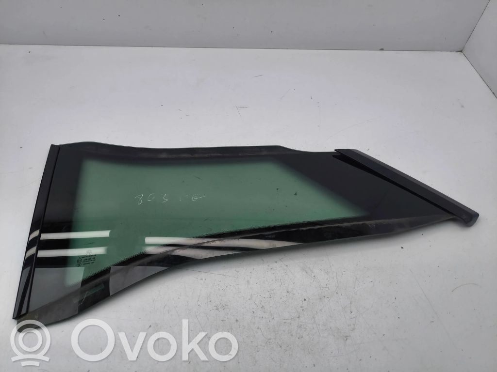 BMW i3 Rear side window 