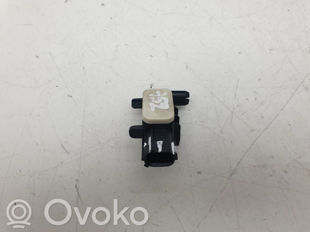 Airbagsensor Crashsensor Drucksensor   8651A166