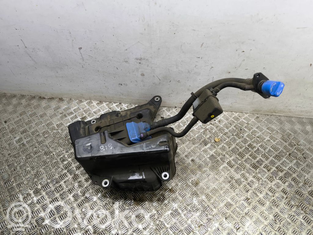 Audi A5 Serbatoio vaschetta liquido AdBlue 
