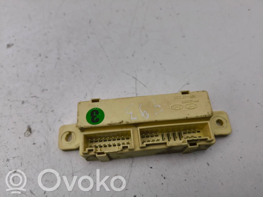 Hyundai i40 Centralina/modulo chiusura centralizzata portiere
