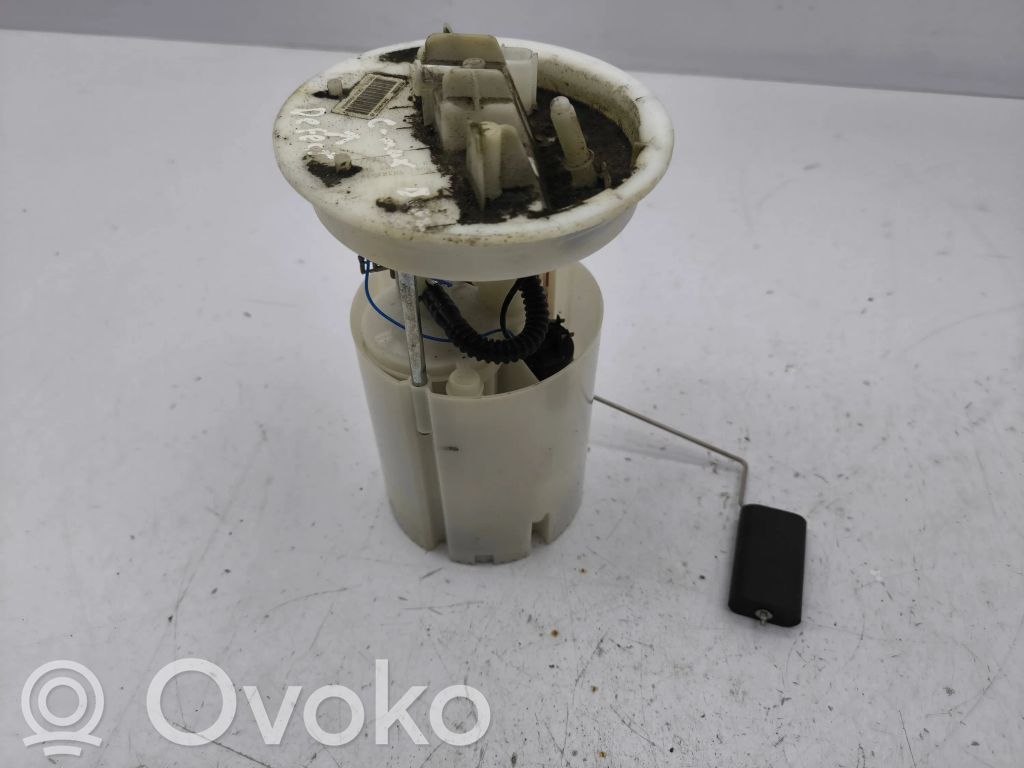 Ford C-MAX II Bomba interna de combustible 