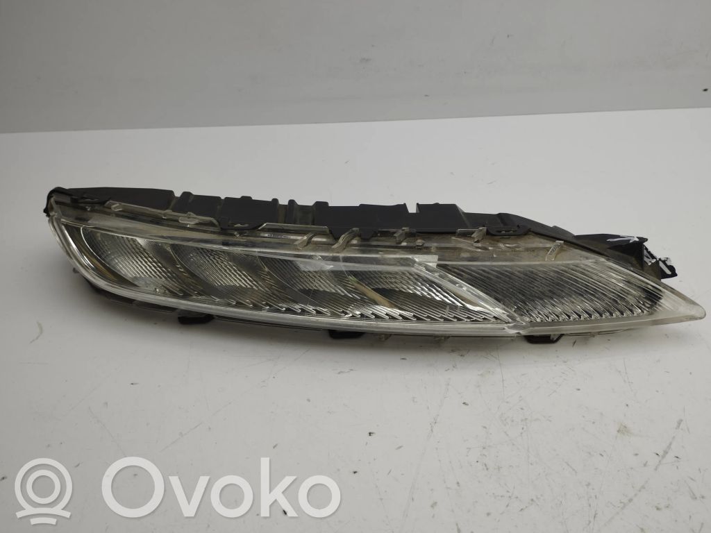 Citroen C4 II Picasso LED-Tagfahrscheinwerfer 