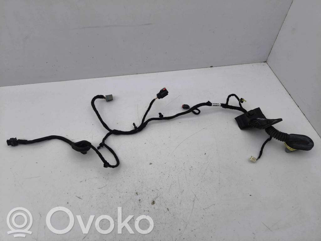 Cableado de puerta trasera   68235079AA