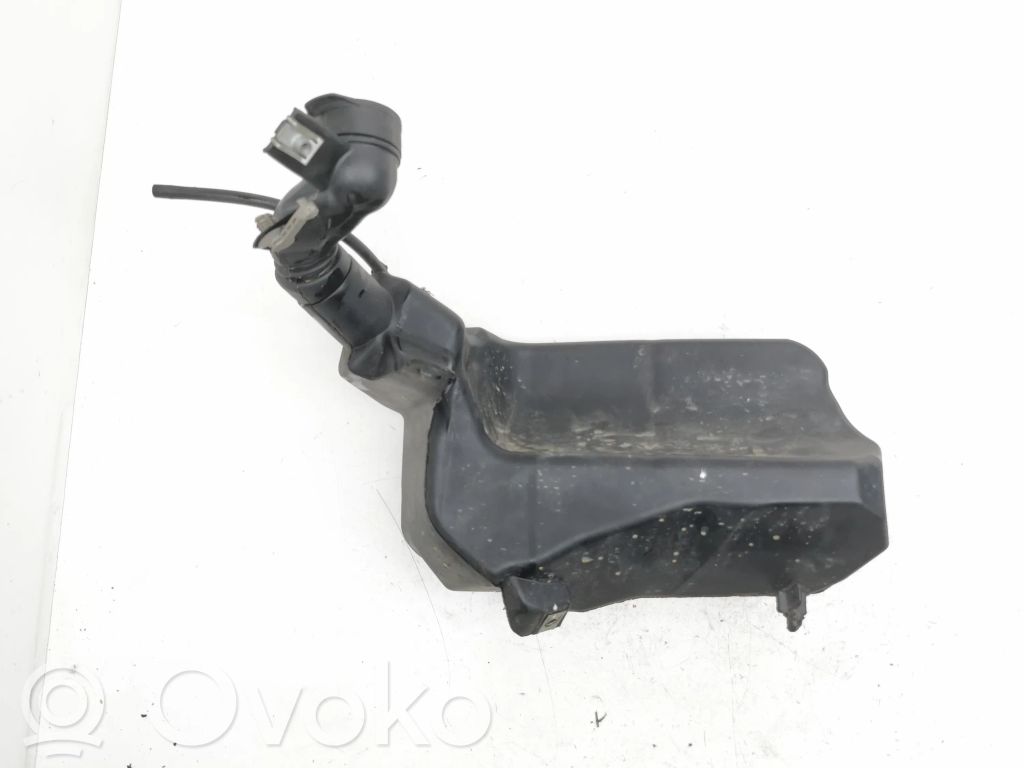Tesla Model 3 Wischwasserbehälter