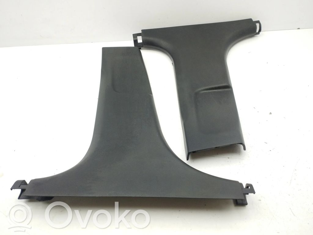 KIA Ceed Osłona dolna słupka / B 