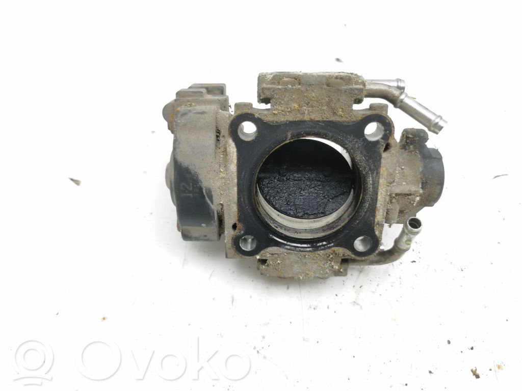 Toyota Avensis T250 Valvola a farfalla