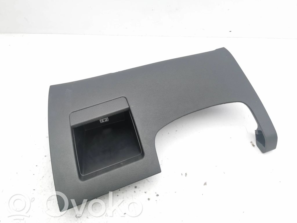 Element deski rozdzielczej / dół   9677541077