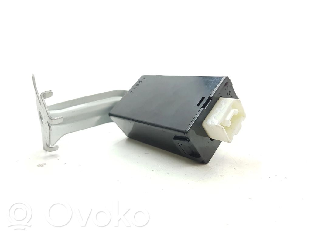 Mazda CX-7 Door central lock control unit/module 