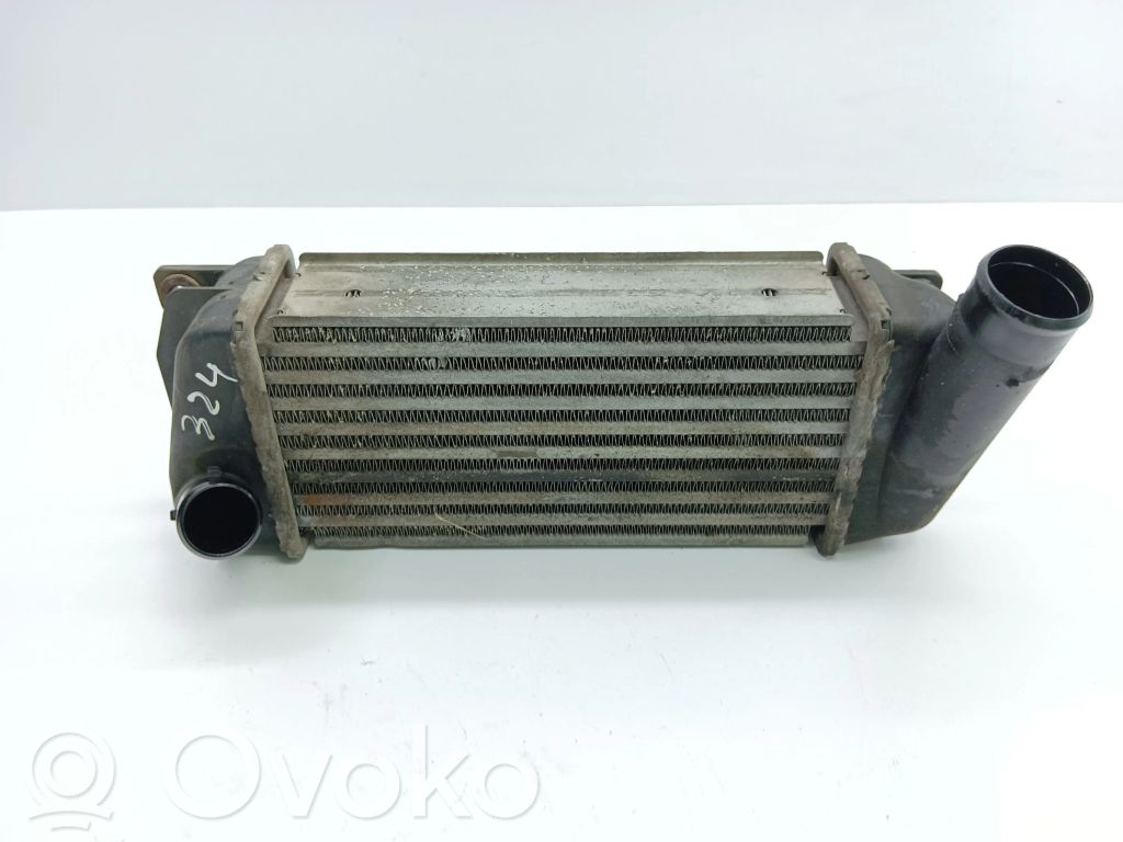 Toyota Auris E180 Interkūlerio radiatorius 