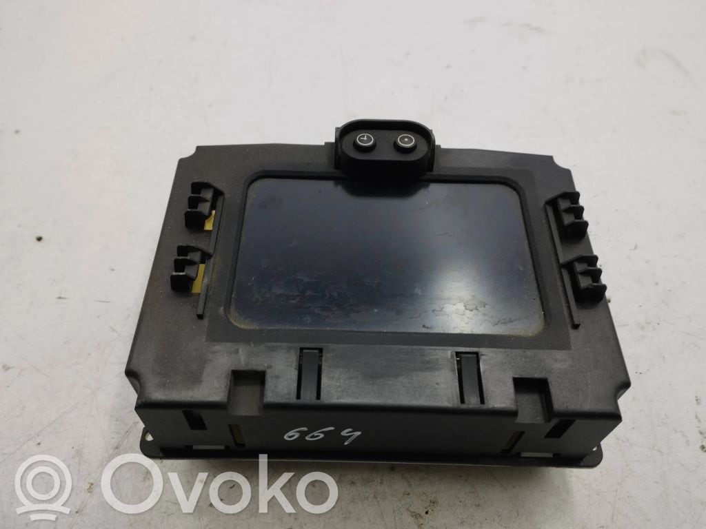 Monitor / wyświetlacz / ekran   13106242,75404417804,5WK70051
