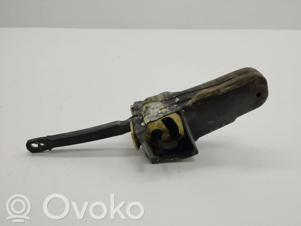 Takaoven pidätin   8163986