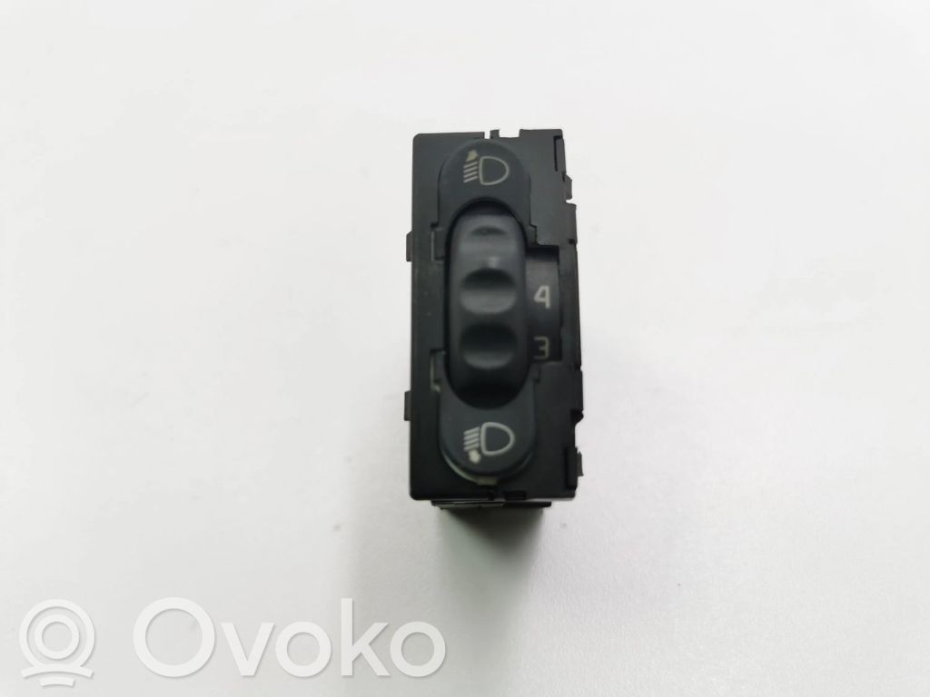 Headlight level height control switch   7700430218