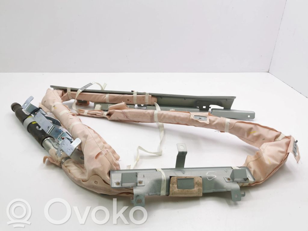 Mitsubishi Outlander Kurtyna airbag 