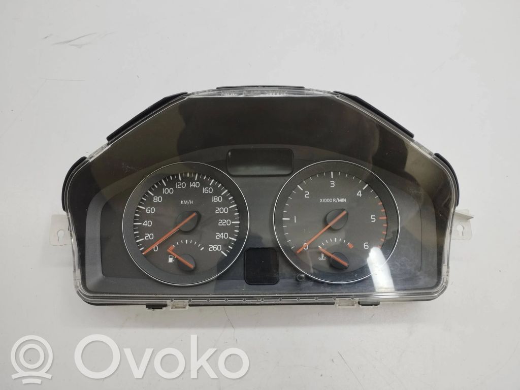 Volvo V50 Speedometer (instrument cluster) 