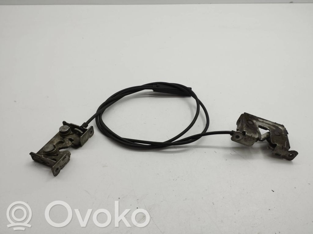 BMW 5 E60 E61 Spyna variklio dangčio 
