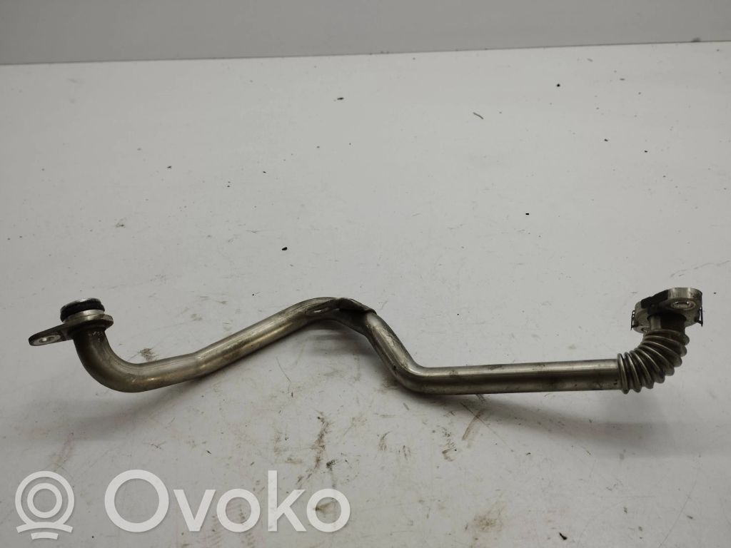 Mercedes-Benz E W213 EGR-linjan letku 