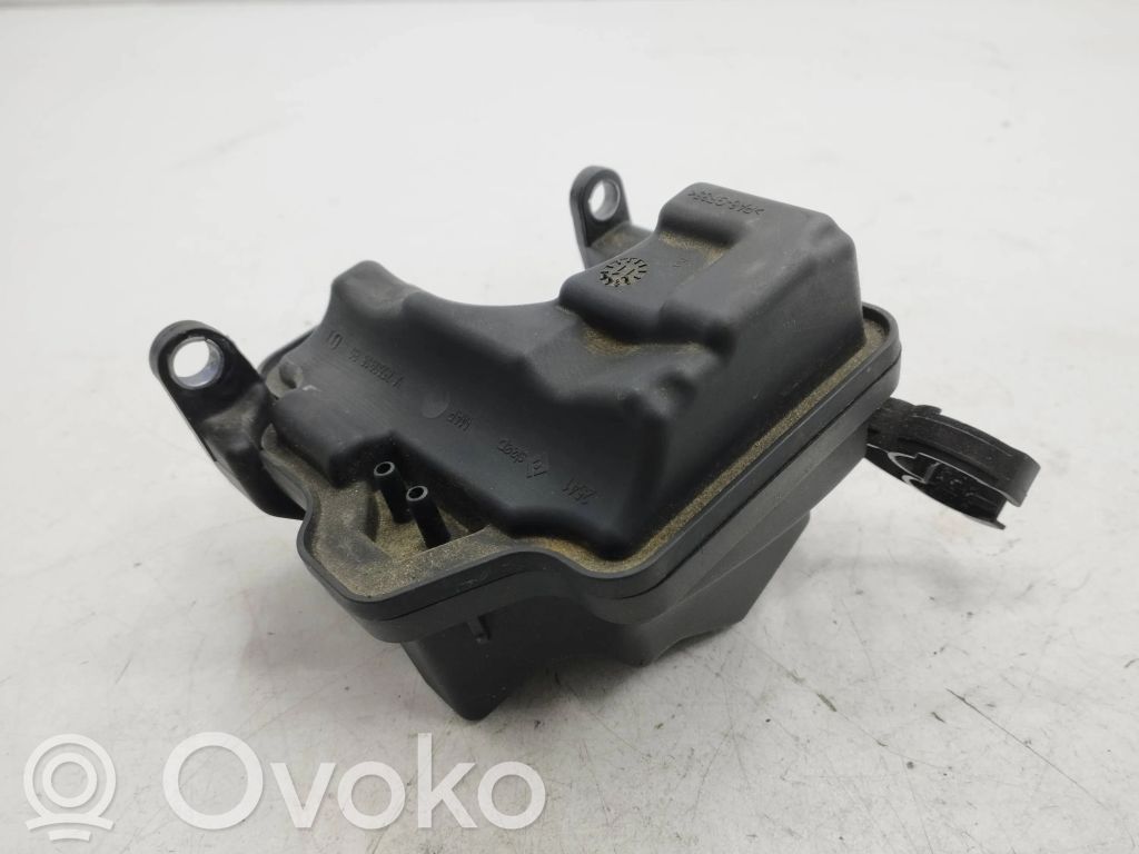 Tyhjiösäiliö   7560916