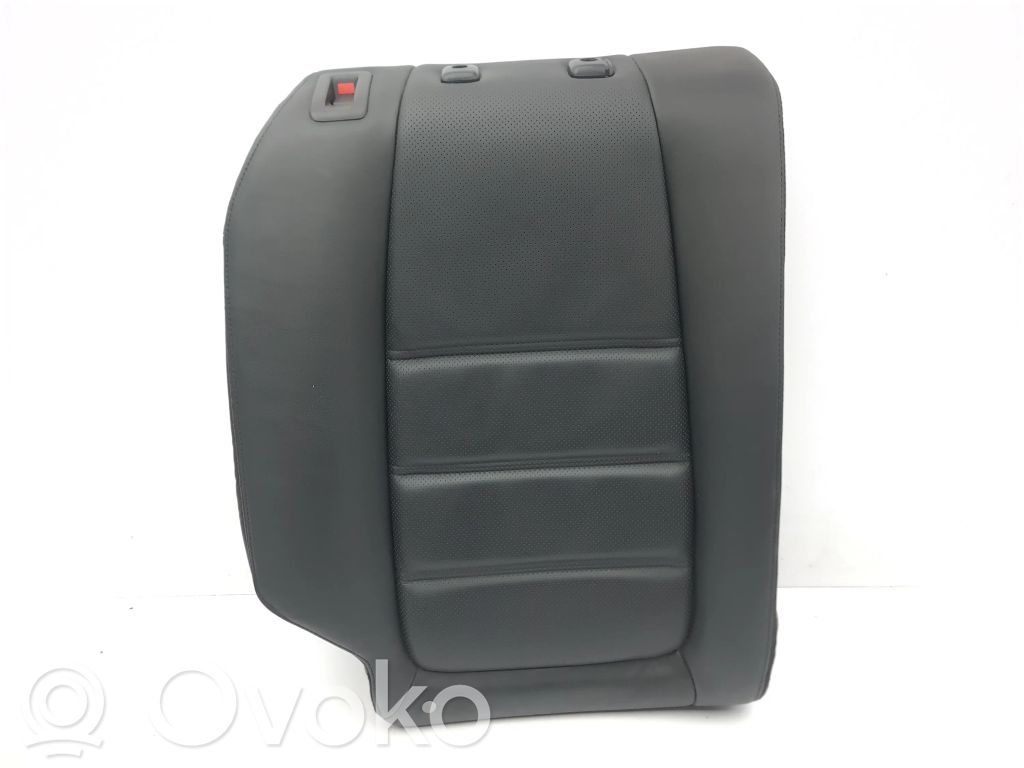 Rear seat