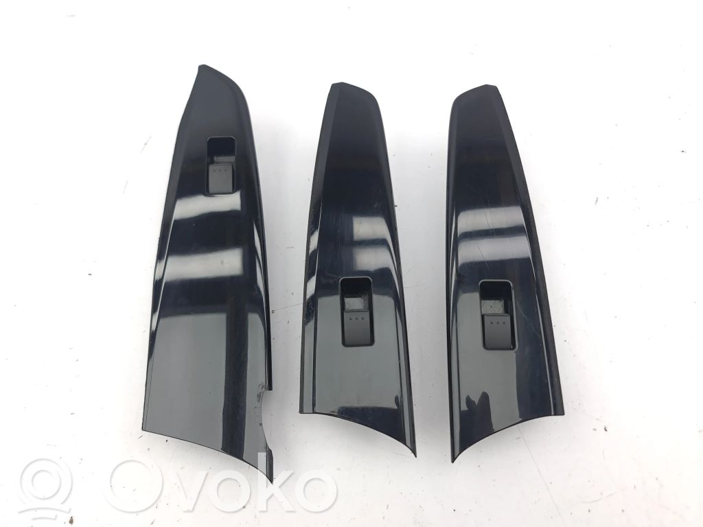 Electric window control switch   EH6266370,EH6266380,EH6366380