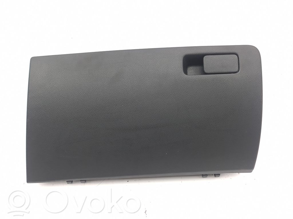 Guantera   84510H8900