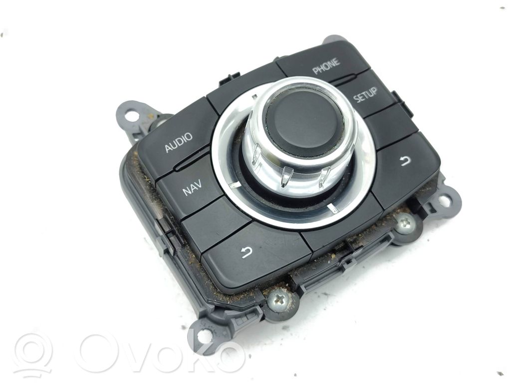 Unidad central de control multimedia   KD7766CM0