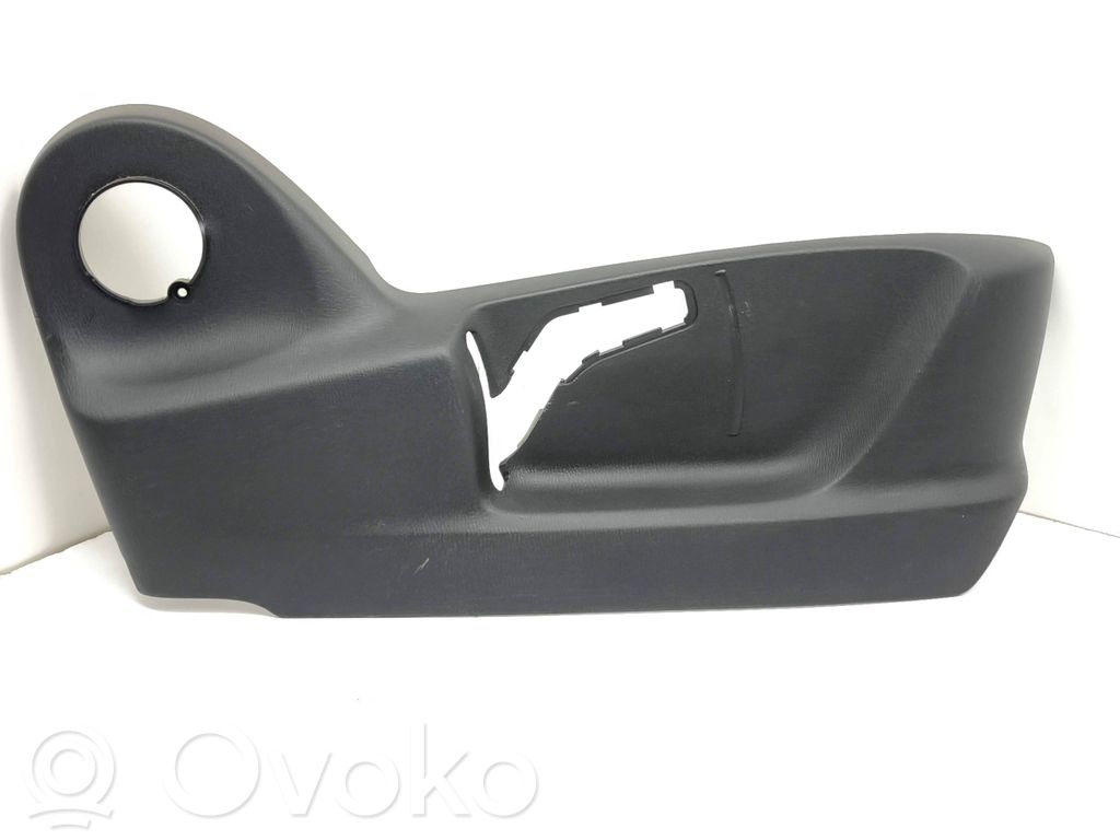 Mazda CX-5 Moldura del asiento 