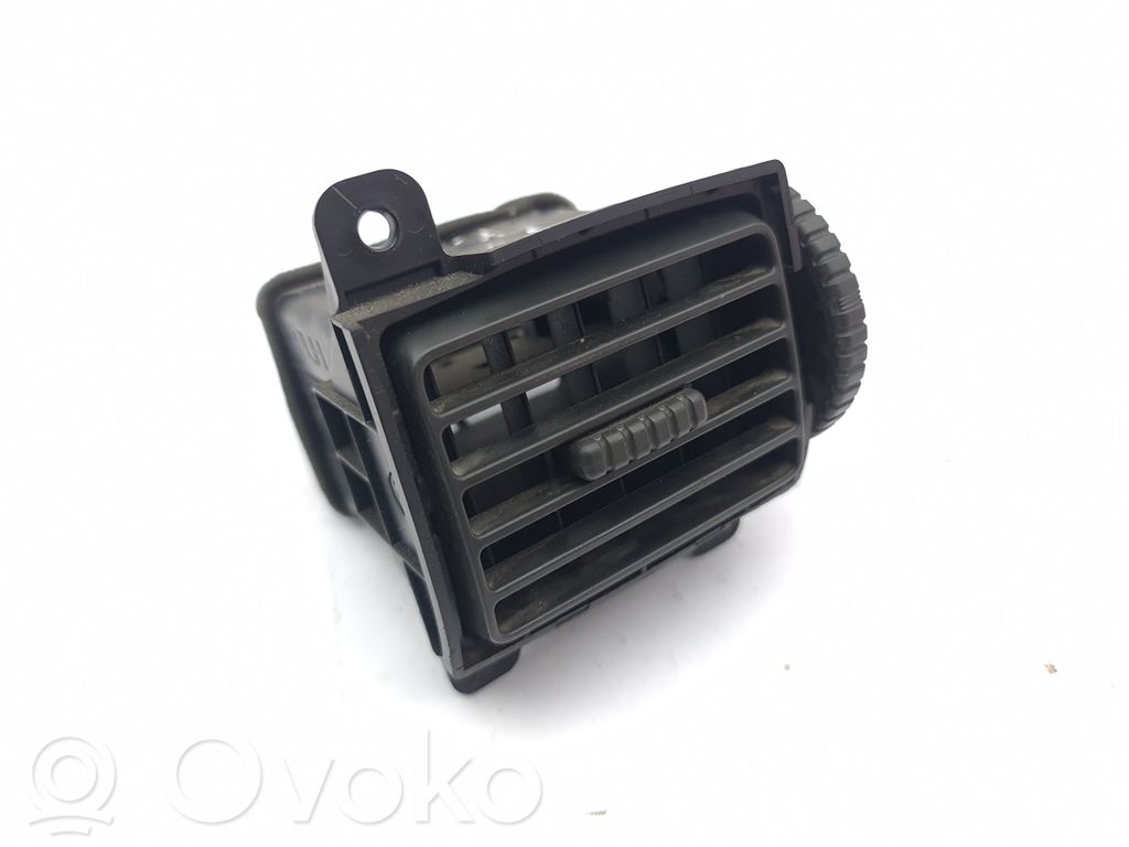 Nissan X-Trail T30 Copertura griglia di ventilazione laterale cruscotto