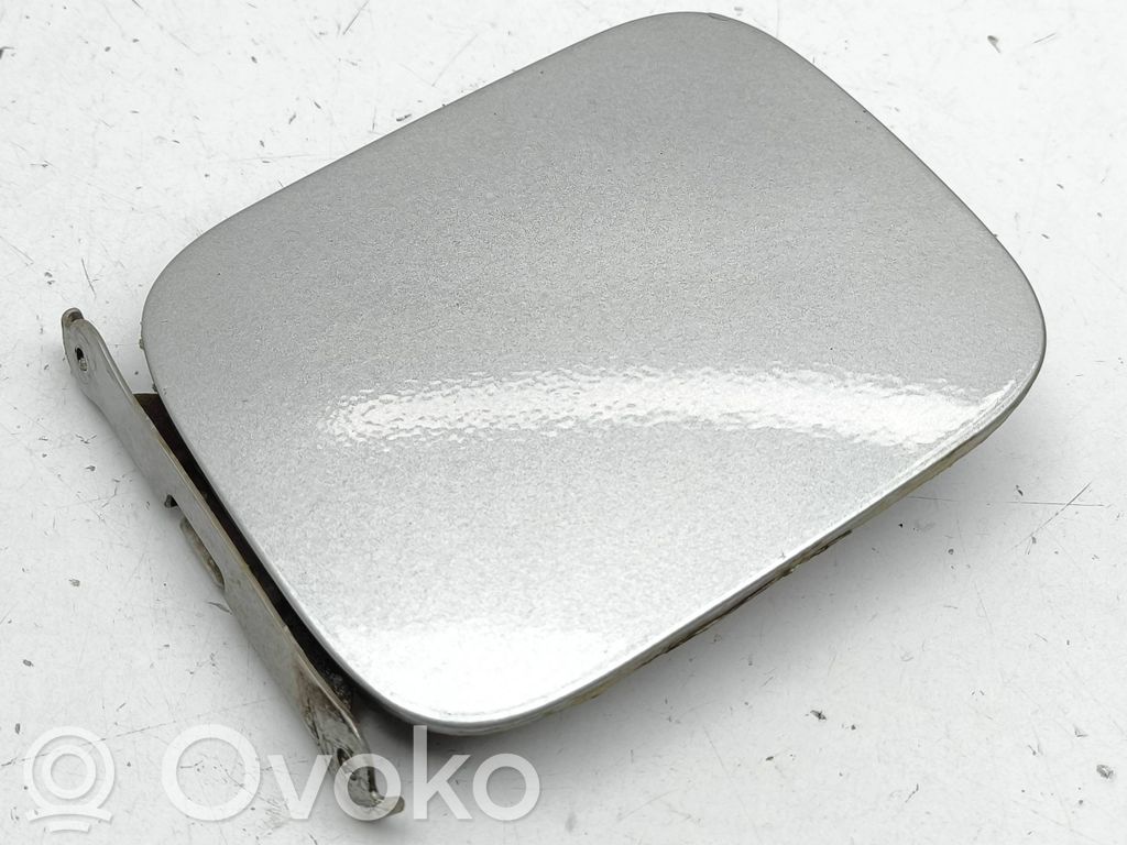 Polttoainesäiliön korkki