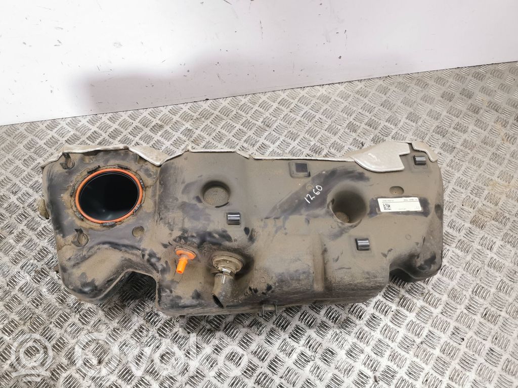 Depósito de combustible   MX689P860P