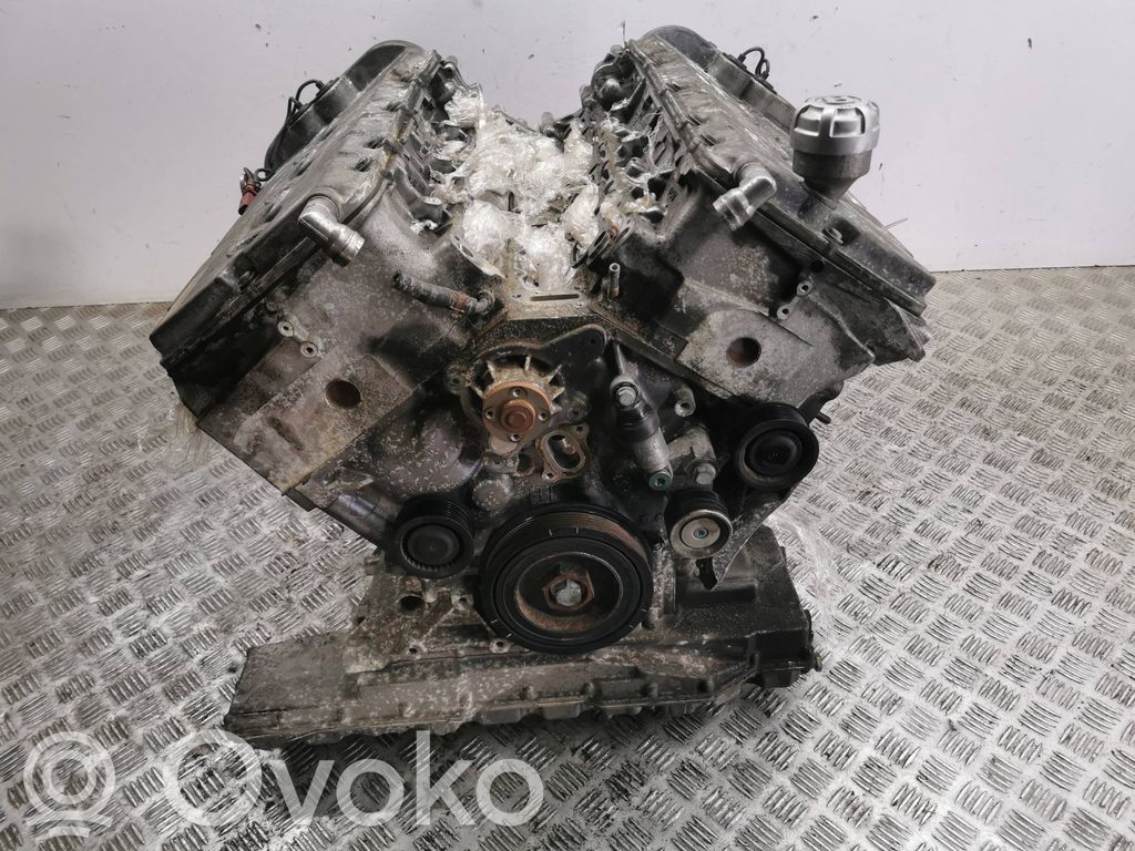 Bentley Flying Spur Engine 