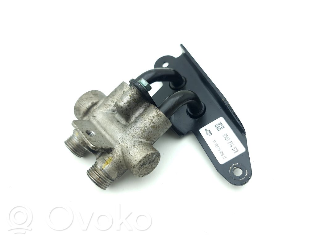 Bentley Flying Spur Conductă/furtun răcitor ulei cutie de viteze 