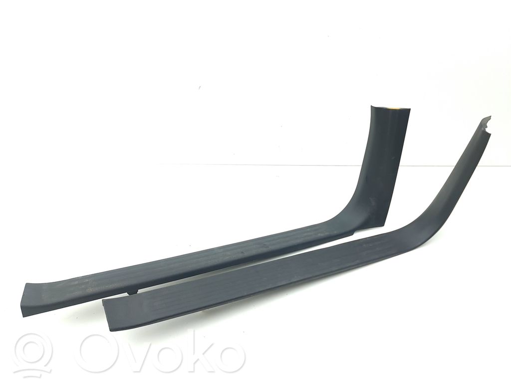 Nissan Navara D23 Copertura del rivestimento del sottoporta anteriore