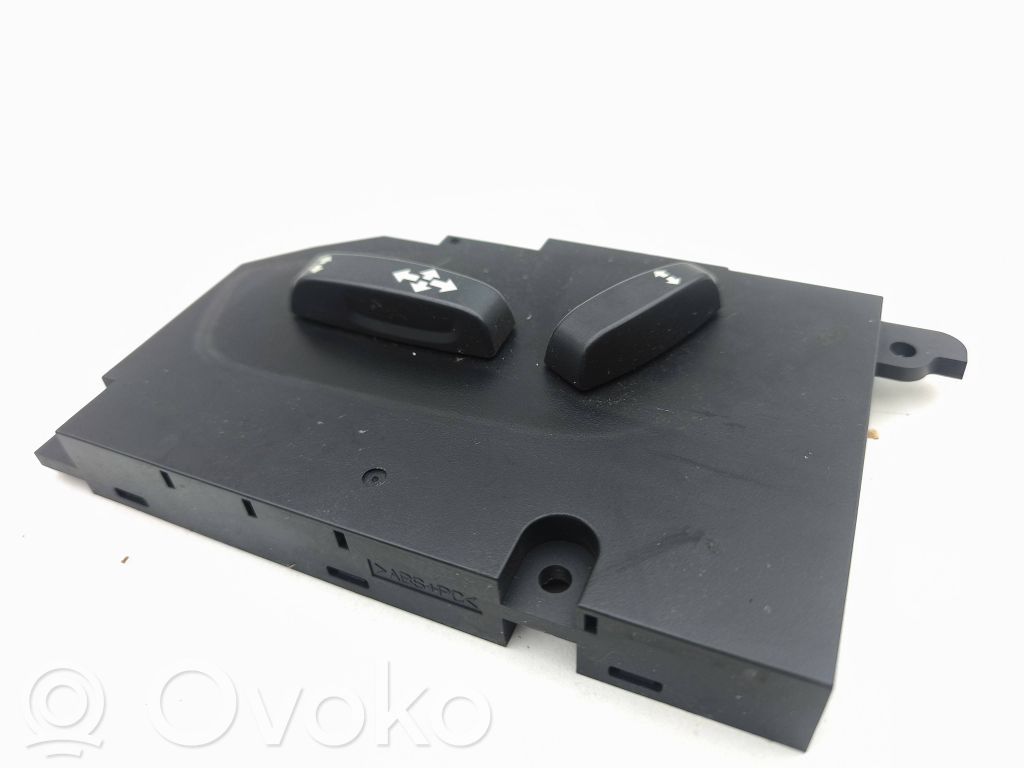 Volvo V70 Seat control switch 