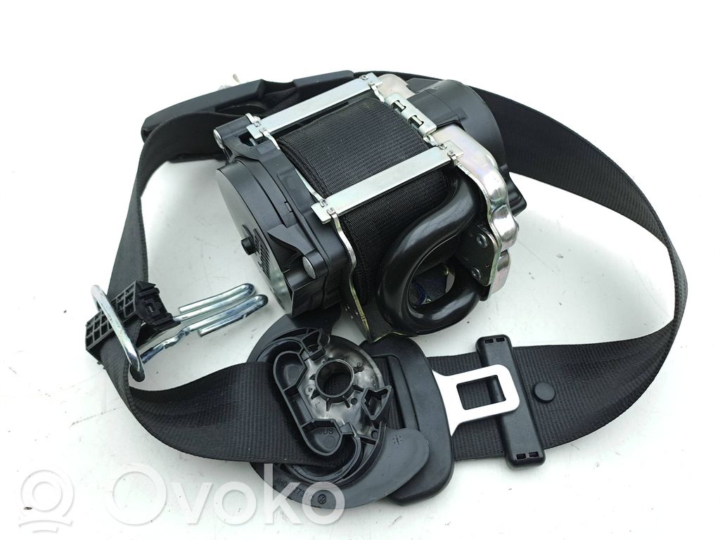 Audi A4 S4 B9 Front seatbelt 