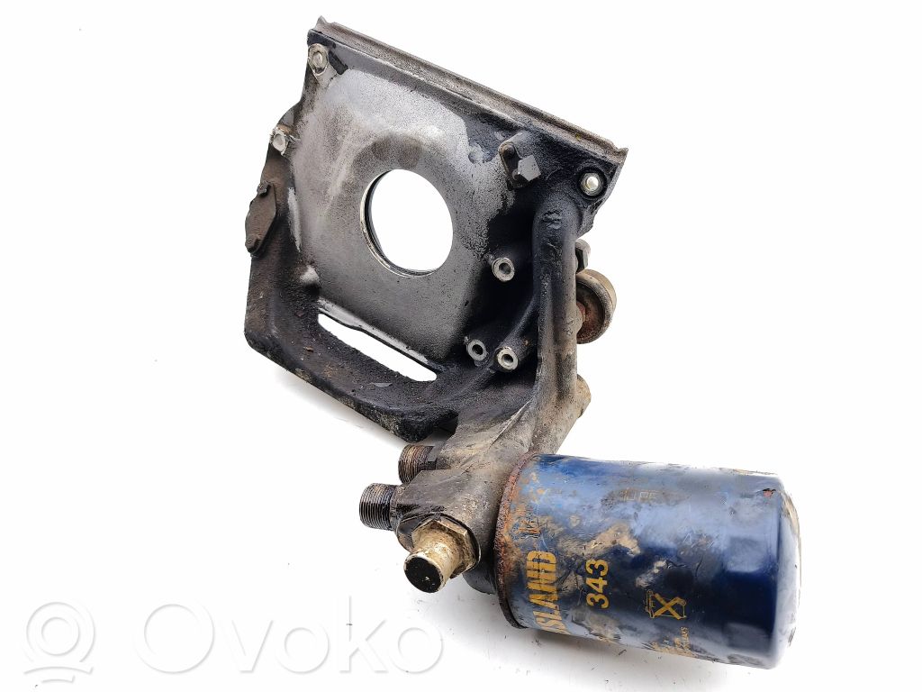Mocowanie / uchwyt filtra oleju   UE45839