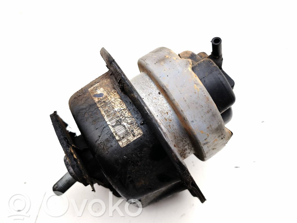 BMW X5 E70 Engine mount bracket 