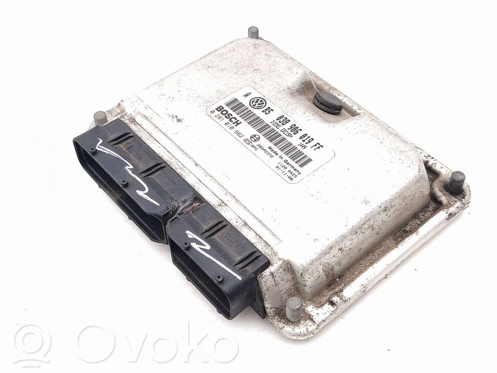 Engine control unit/module   038906019FF,28SA5372,0281010662