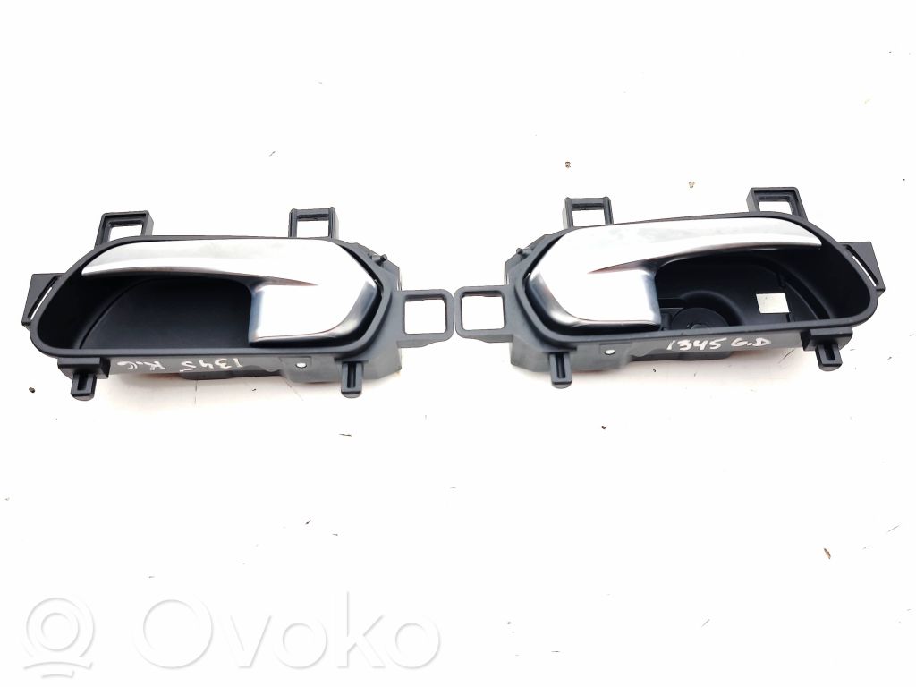 Nissan Juke II F16 Maniglia interna per portiera posteriore