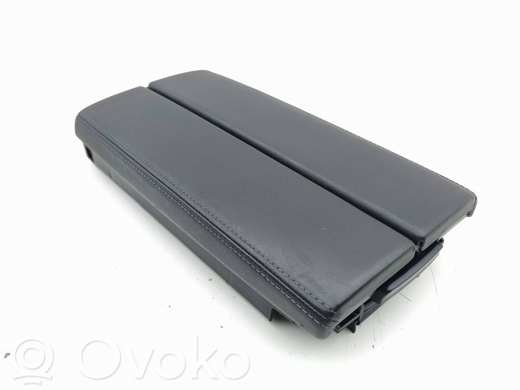 Peugeot 308 Armrest 