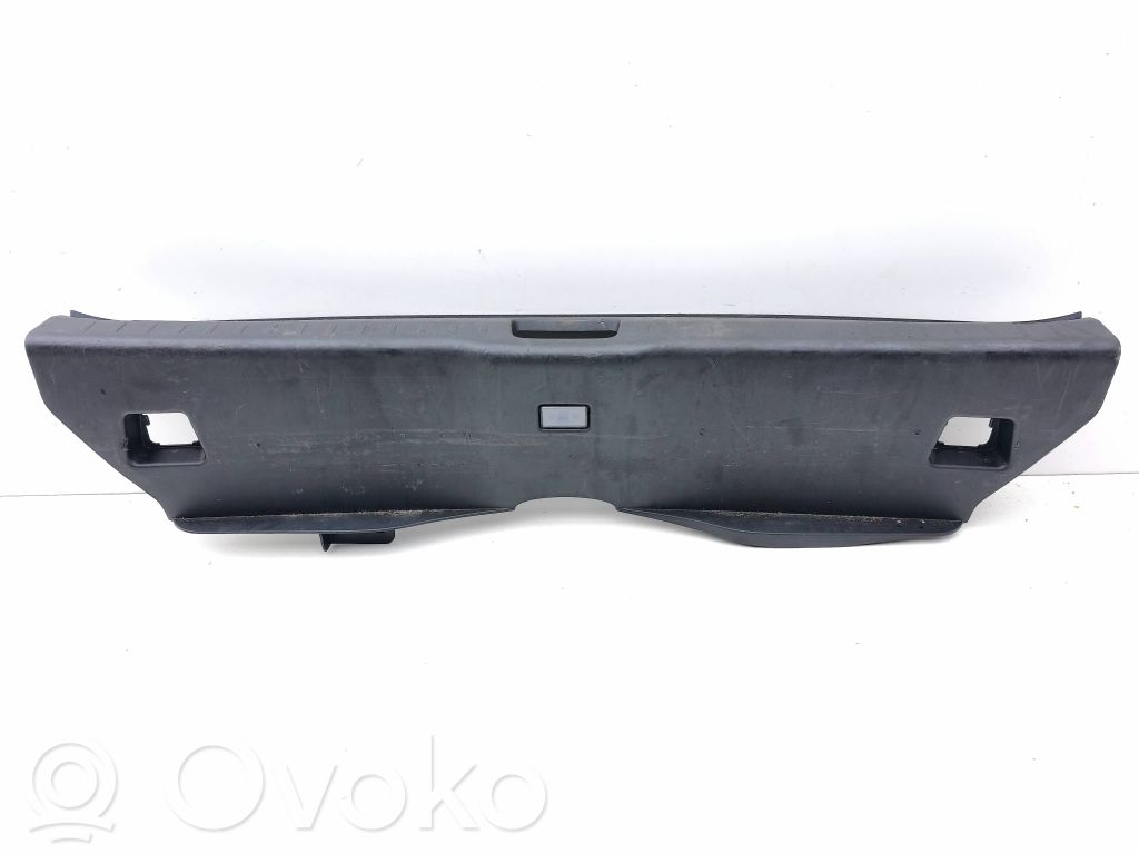 Volvo S90, V90 Osłona pasa bagażnika 