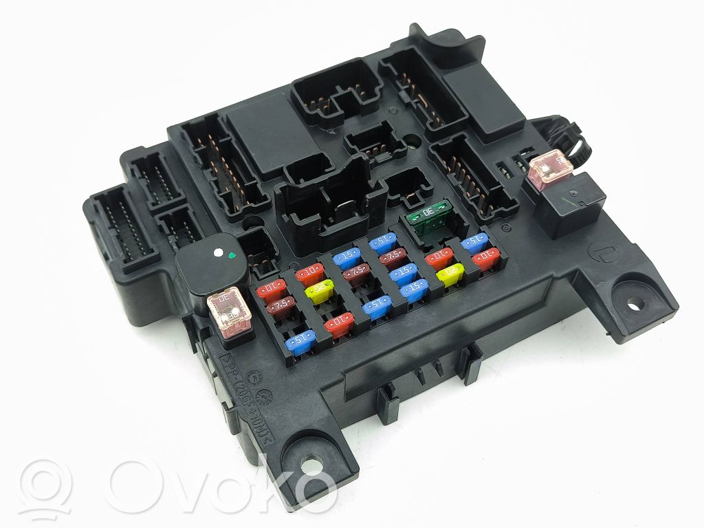 Fuse module   8637A643,51945J238,7211022262