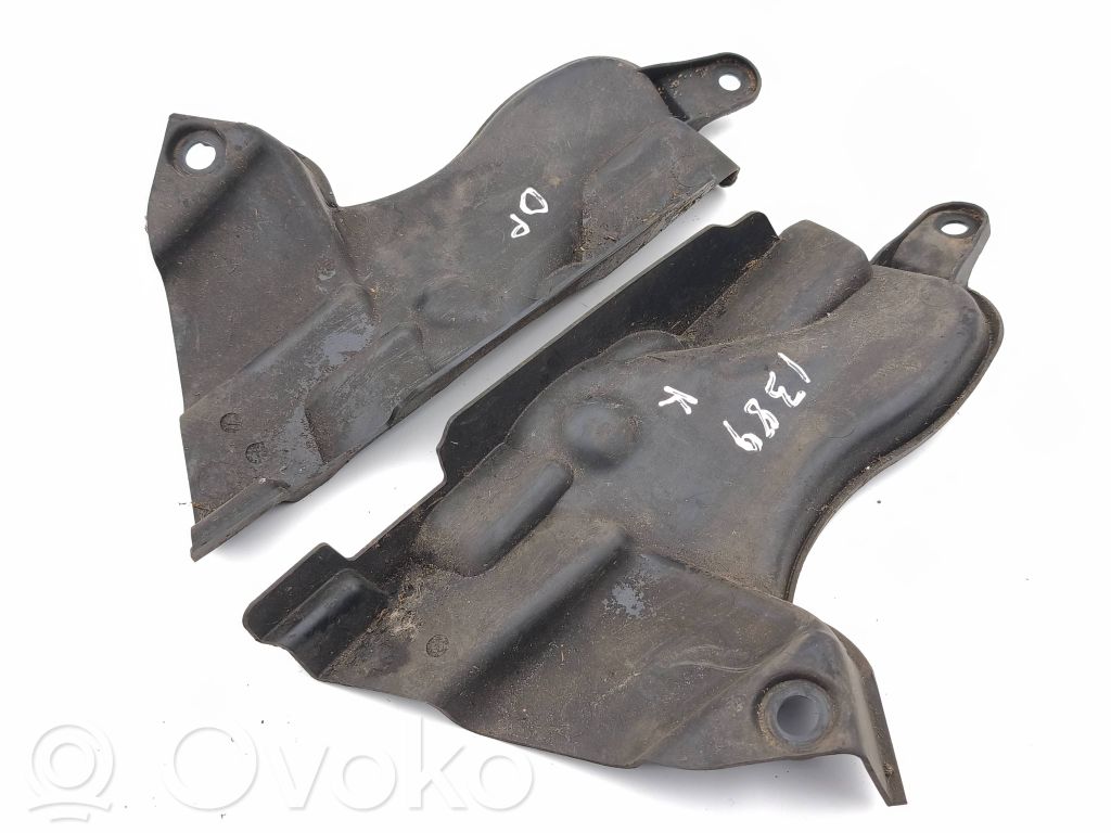 Moldura del limpia   108169400A,108169500A