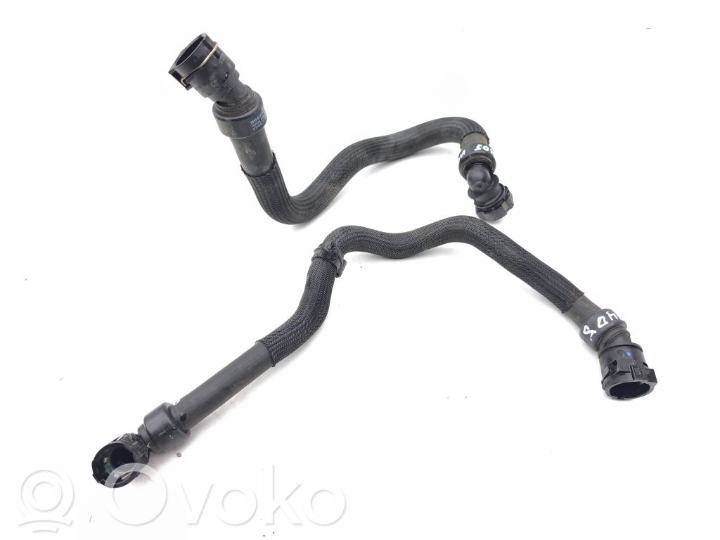 Peugeot 3008 III Tubo flessibile del liquido di raffreddamento del motore