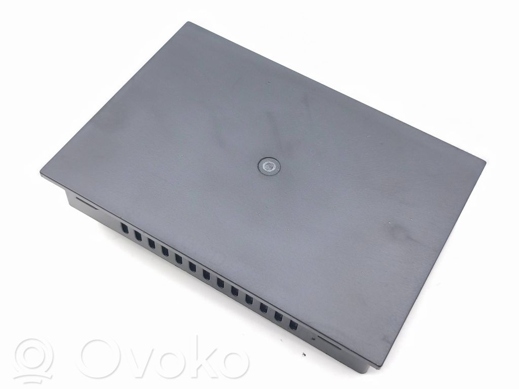 Renault Arkana Wireless charging module 