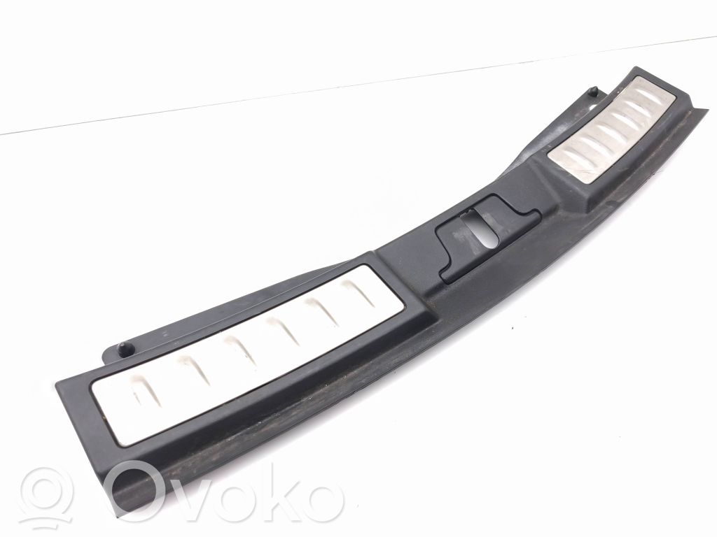 Osłona pasa bagażnika   K8D2113A10B,K8D2113A10BB8PVJ