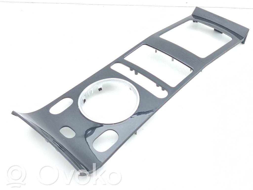 Bentley Flying Spur Embellecedor de la consola central 