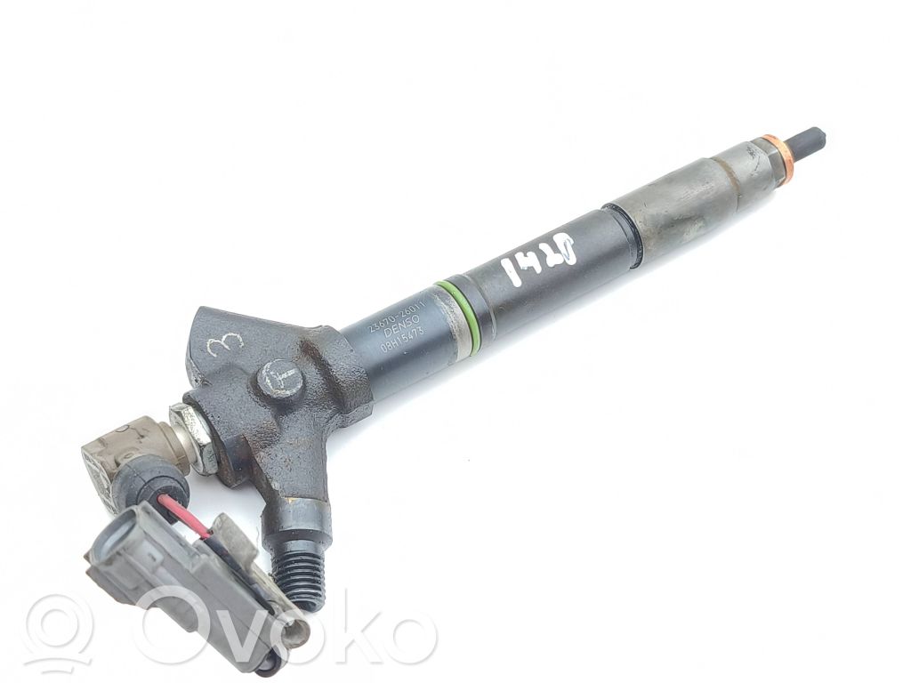 Inyector de combustible   2367026011,08H15473