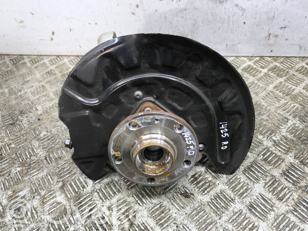 Skoda Superb B9 Cubo de rueda delantera 