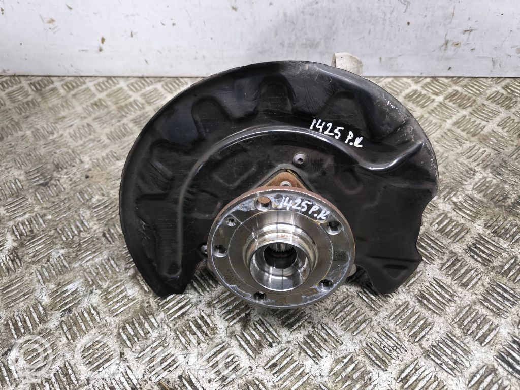 Cubo de rueda delantera   5WA407257C