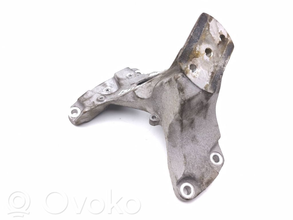 Bentley Flying Spur Engine mounting bracket 